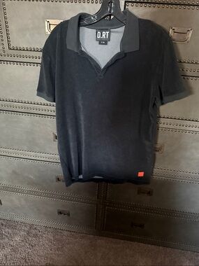 Men's Black Short-Sleeve Polo